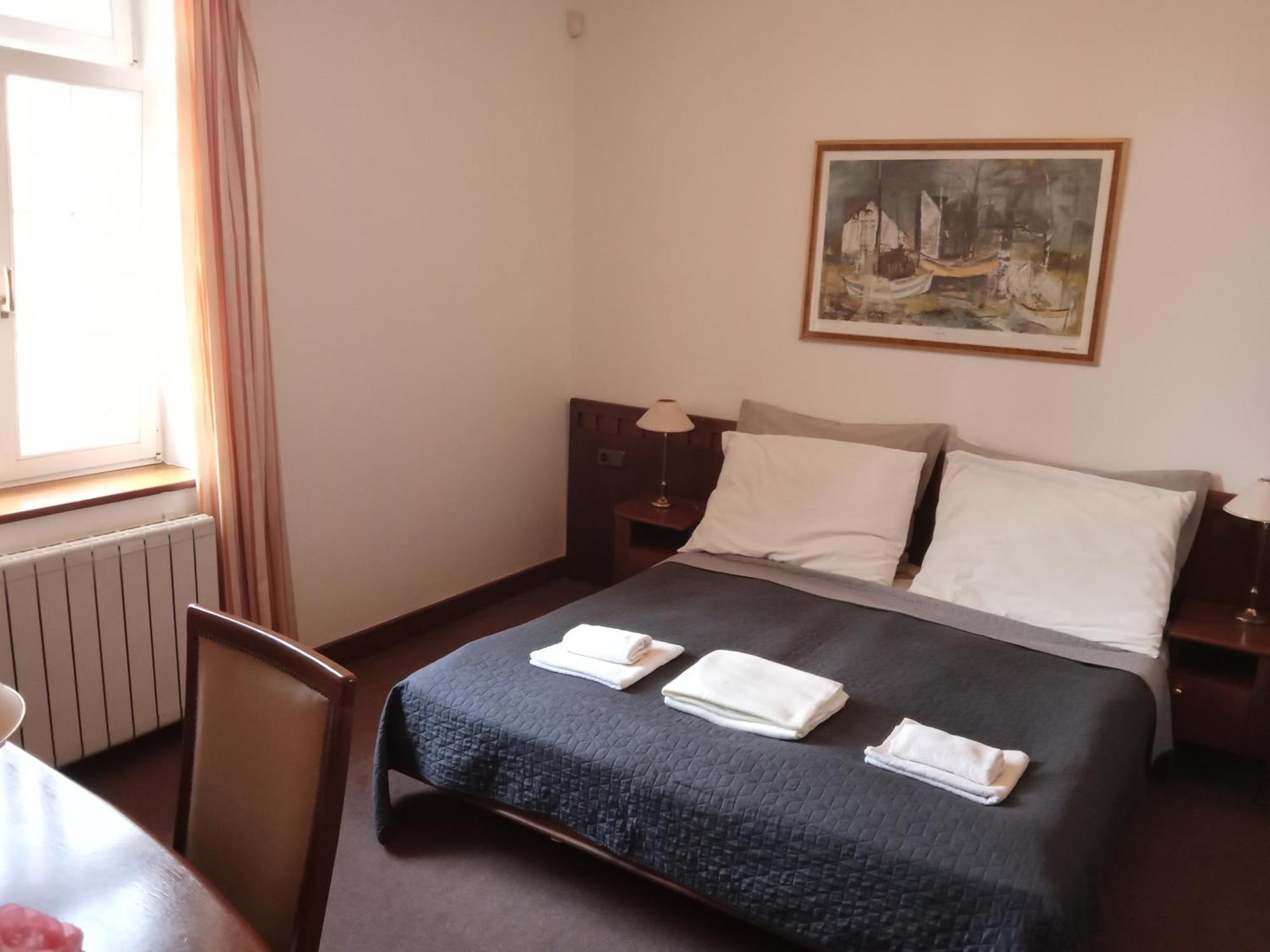 Retro Hotel Villa ออสตราวา ภายนอก รูปภาพ